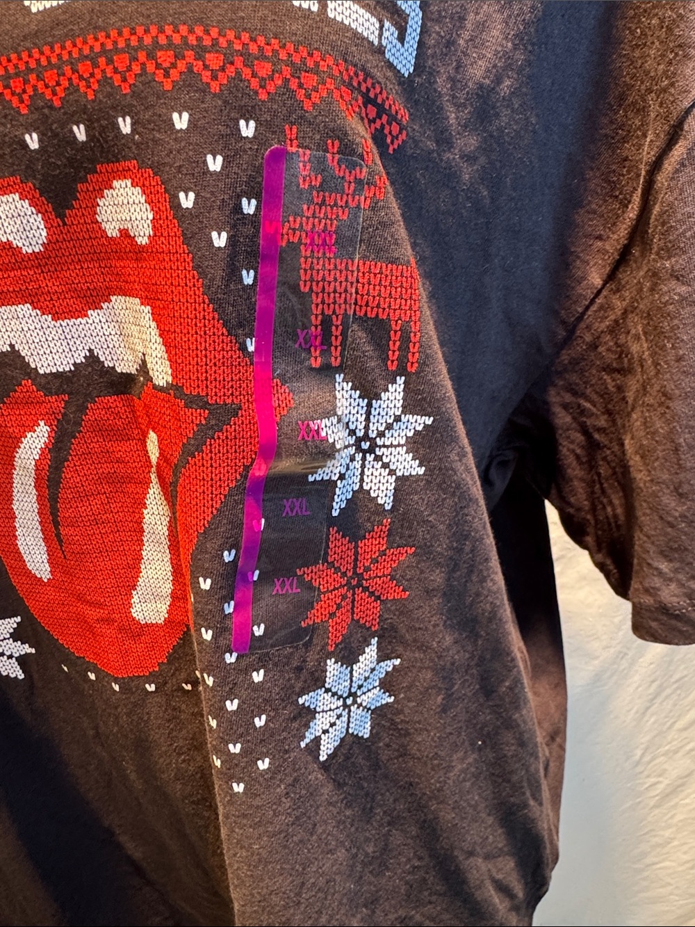 the Rolling Stones Black Tee with Red Tongue Holiday Graphic - Picture 3 of 8
